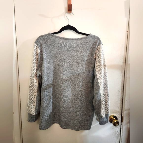 WHITE LACE Sleeves Sweatshirt Flora Nikrooz Gray Medium - Picture 5 of 5